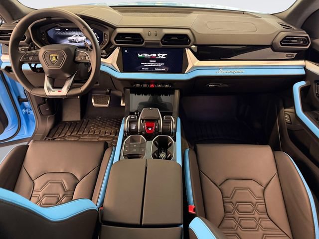 Used 2025 Lamborghini Urus SE AWD/4WD image 13