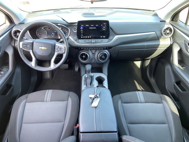 Used 2025 Chevrolet Blazer LT FWD image 48