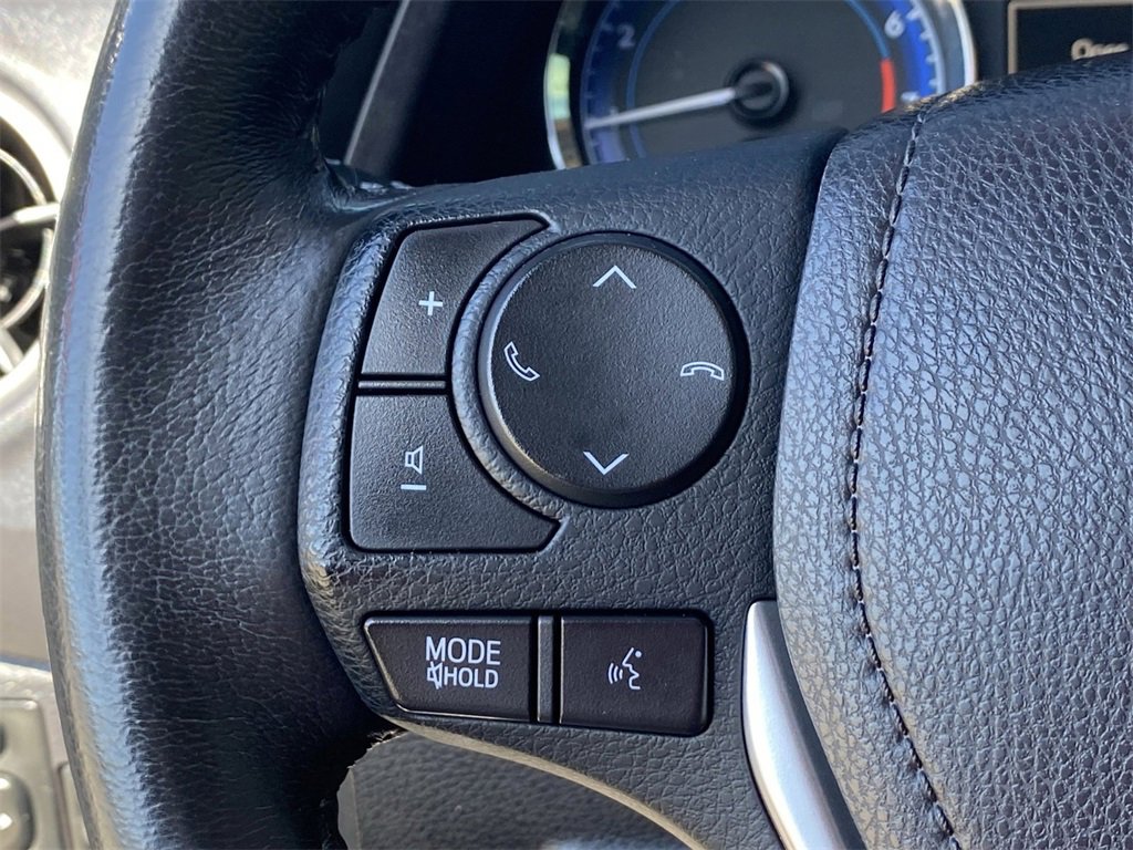 Certified 2017 Toyota Corolla SE image 24