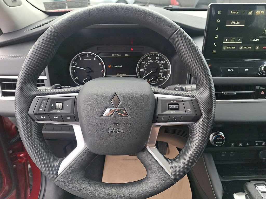 New 2026 Mitsubishi Outlander ES image 11