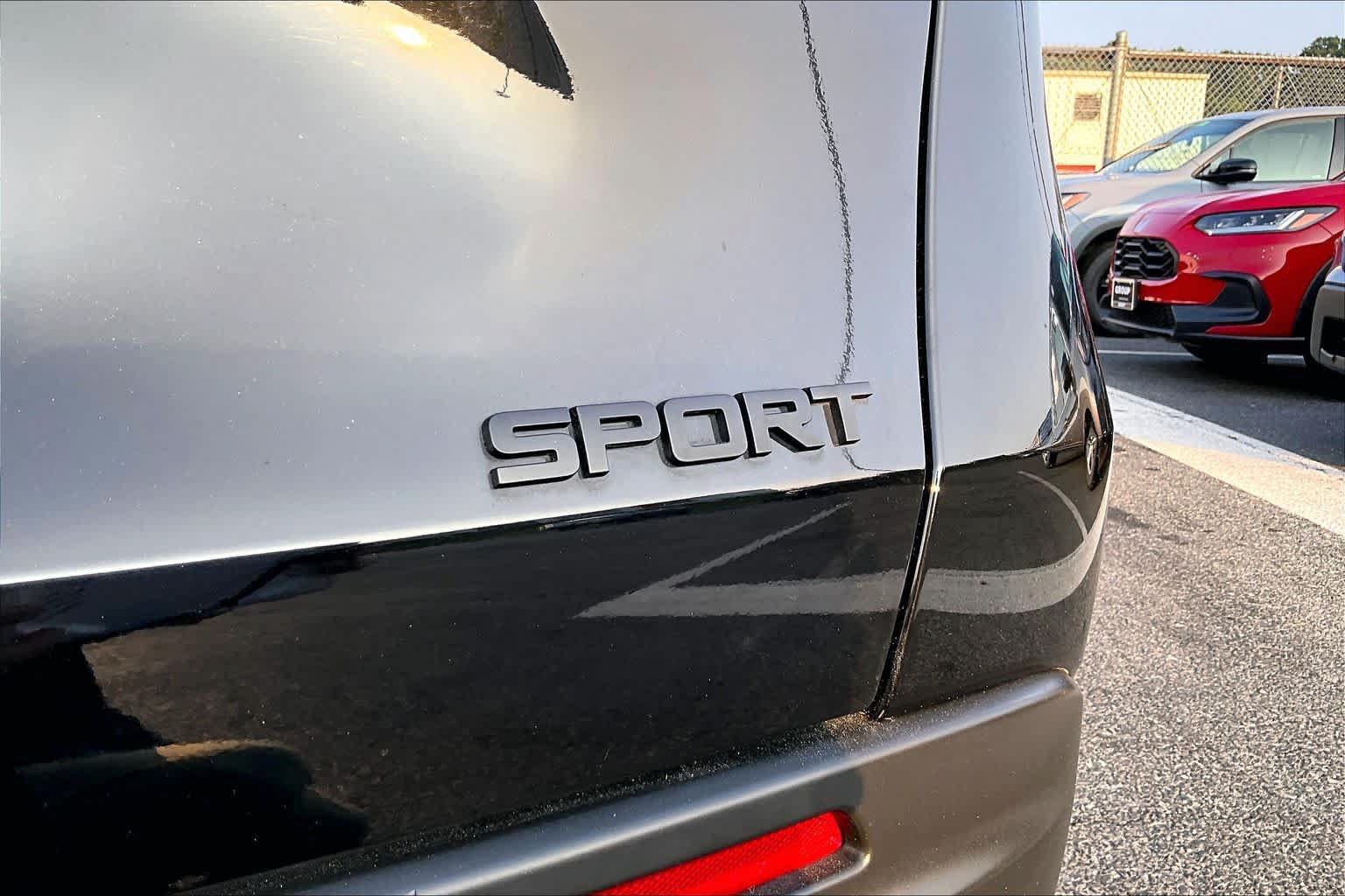 Used 2023 Honda HR-V Sport image 10
