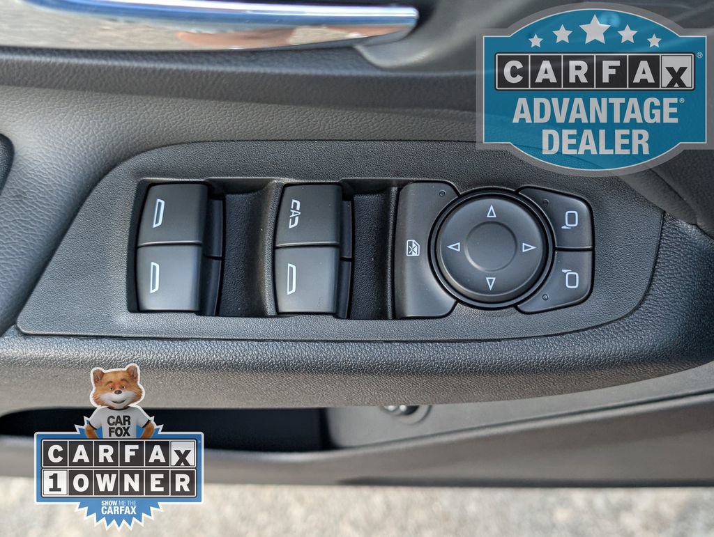 Used 2024 Chevrolet Equinox LT FWD image 17