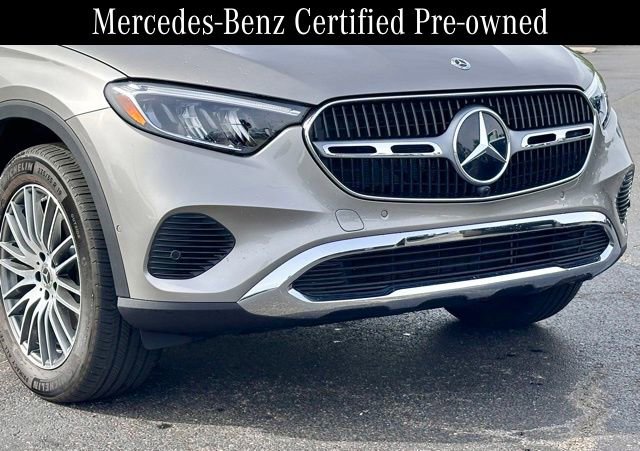 Used 2024 Mercedes-Benz GLC 300 4MATIC image 2