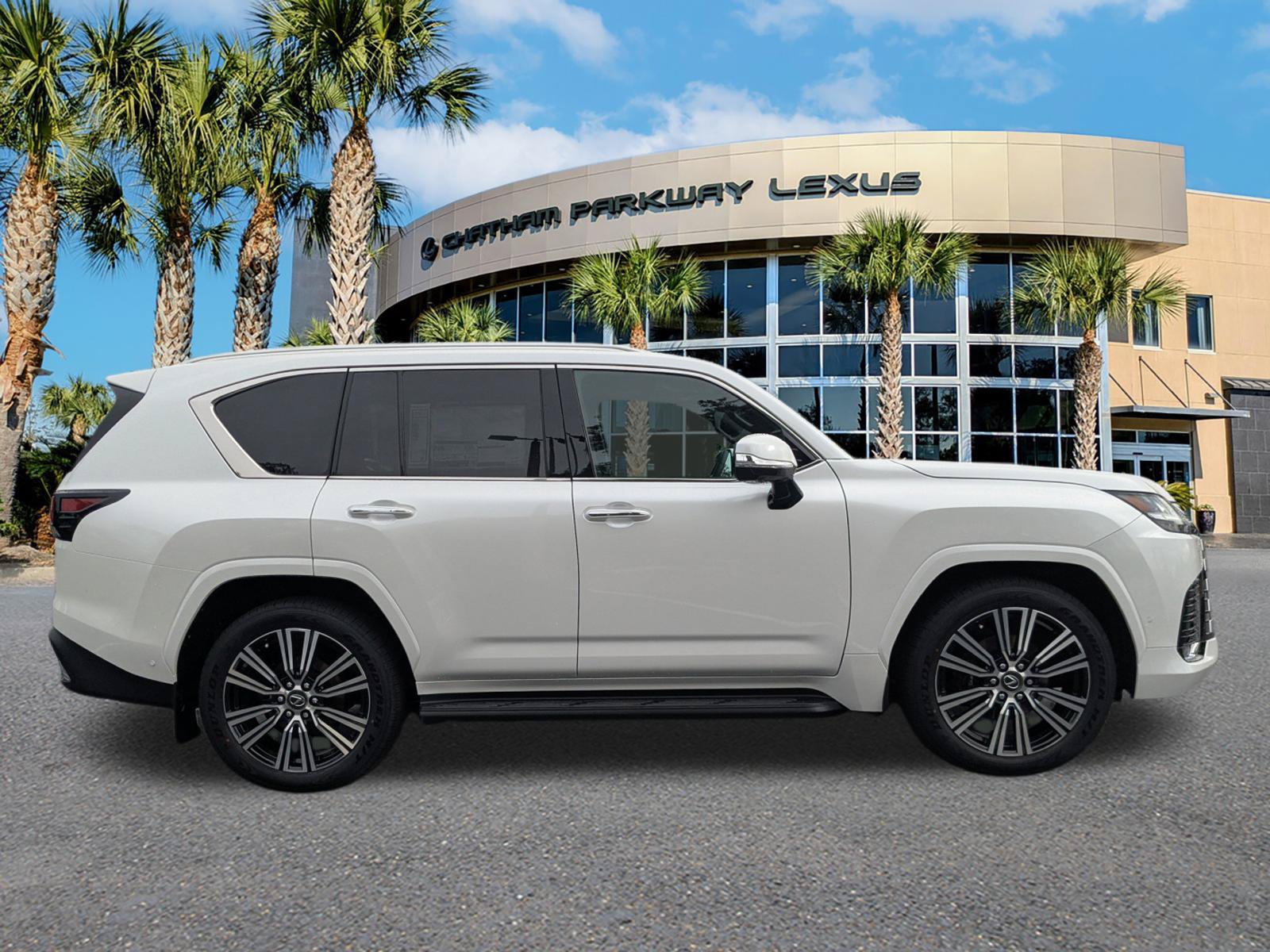 New 2026 Lexus LX 700h Luxury w/ Accessory Package (Z1) AWD/4WD image 3