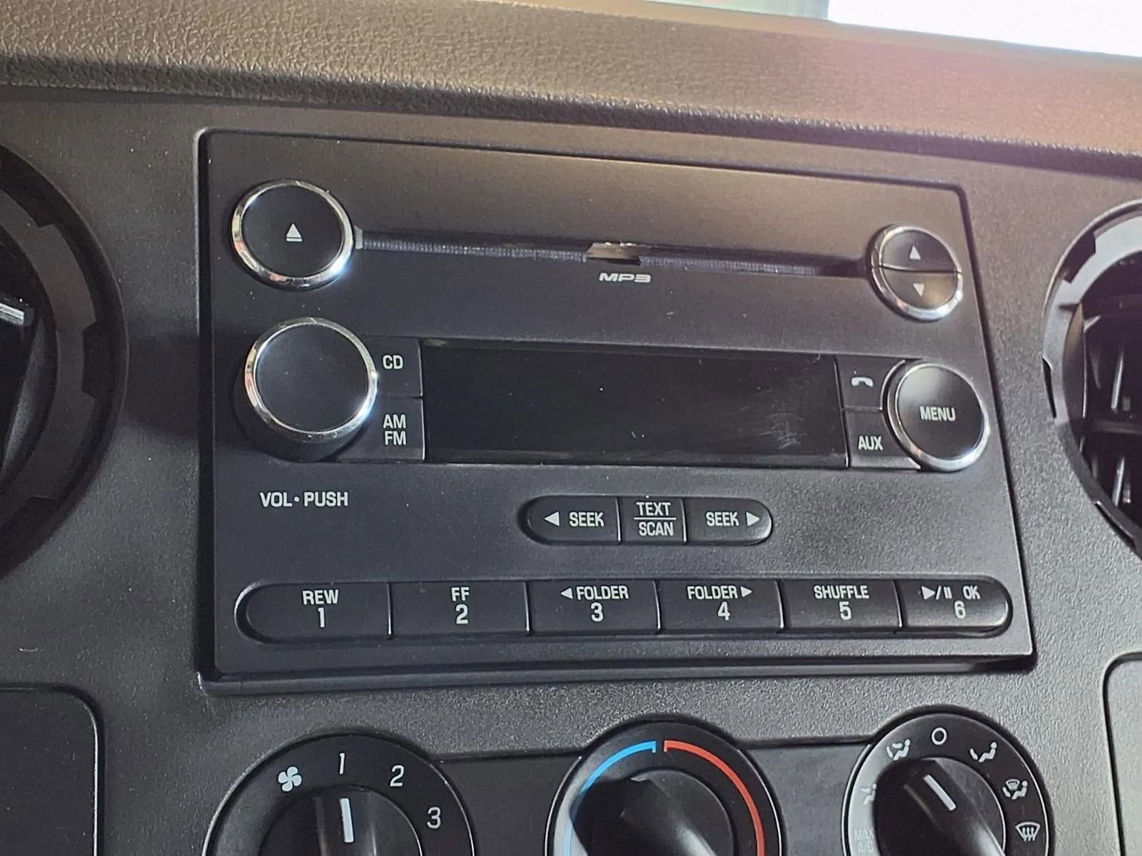 Used 2009 Ford F250 XL image 19