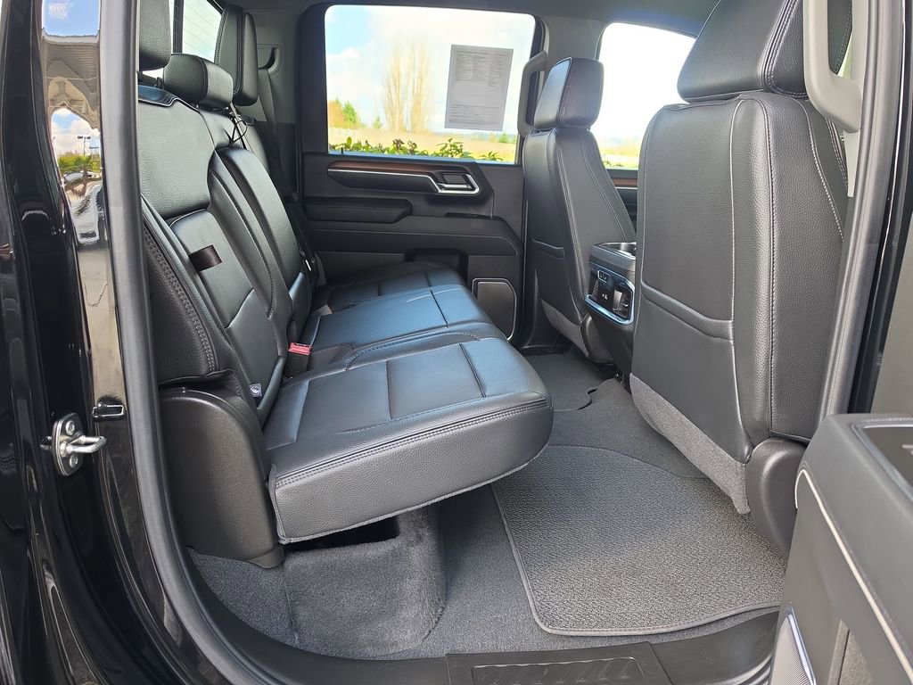 Certified 2025 GMC Sierra 3500 Denali w/ Denali Reserve Package image 34