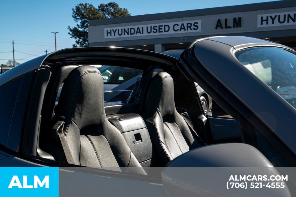 Used 2024 MAZDA MX-5 Miata RF Grand Touring image 12