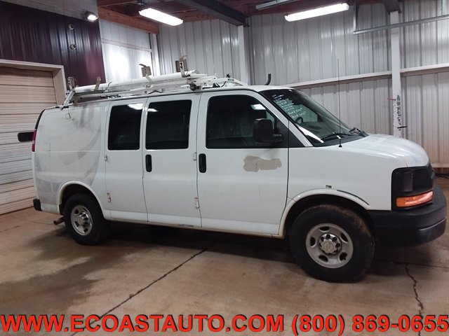 Used 2012 Chevrolet Express 2500 w/ Cold Climate Package RWD image 3