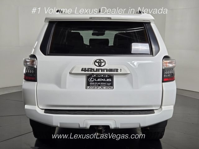 Used 2021 Toyota 4Runner SR5 Premium w/ Moonroof Package AWD/4WD image 5