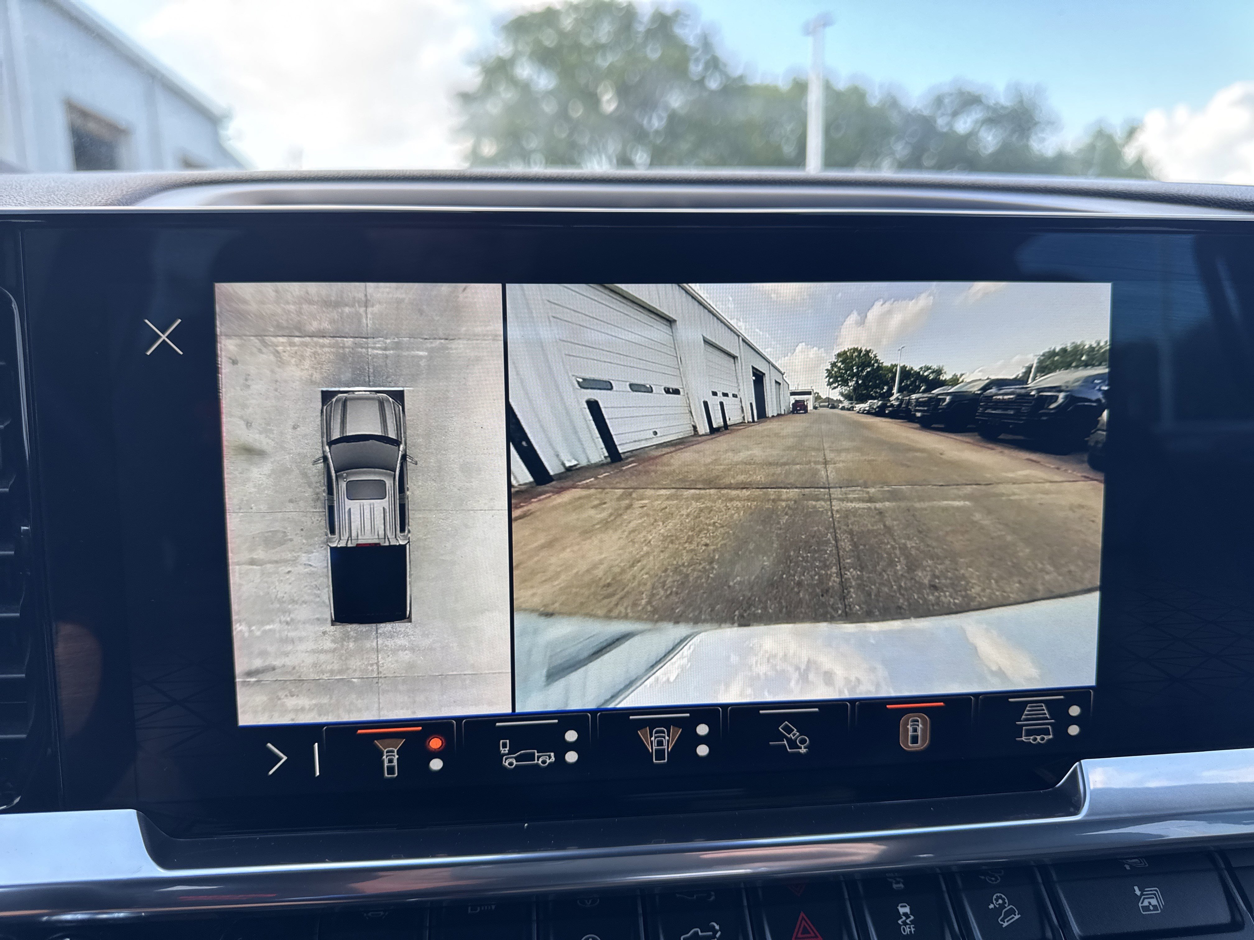 Used 2025 GMC Sierra 1500 SLT image 20