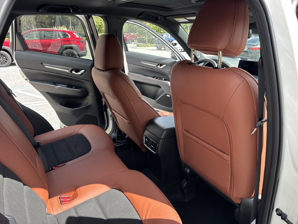 Certified 2025 MAZDA CX-5 Carbon Edition AWD/4WD image 33