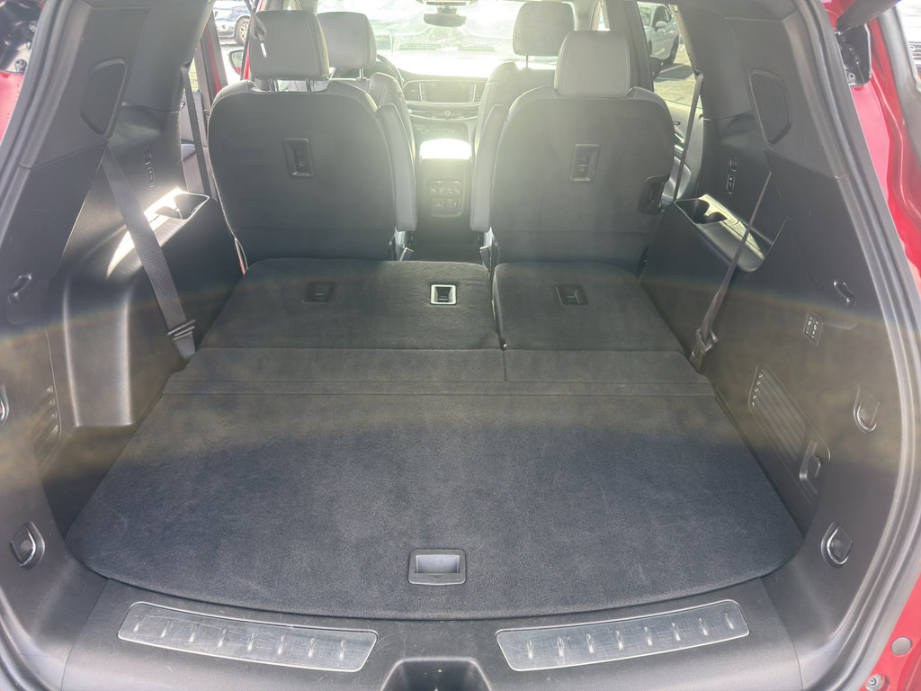 Used 2024 Buick Enclave Premium image 33