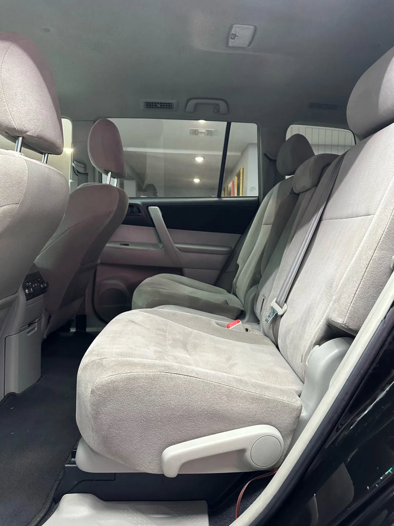 Used 2013 Toyota Highlander SE image 21