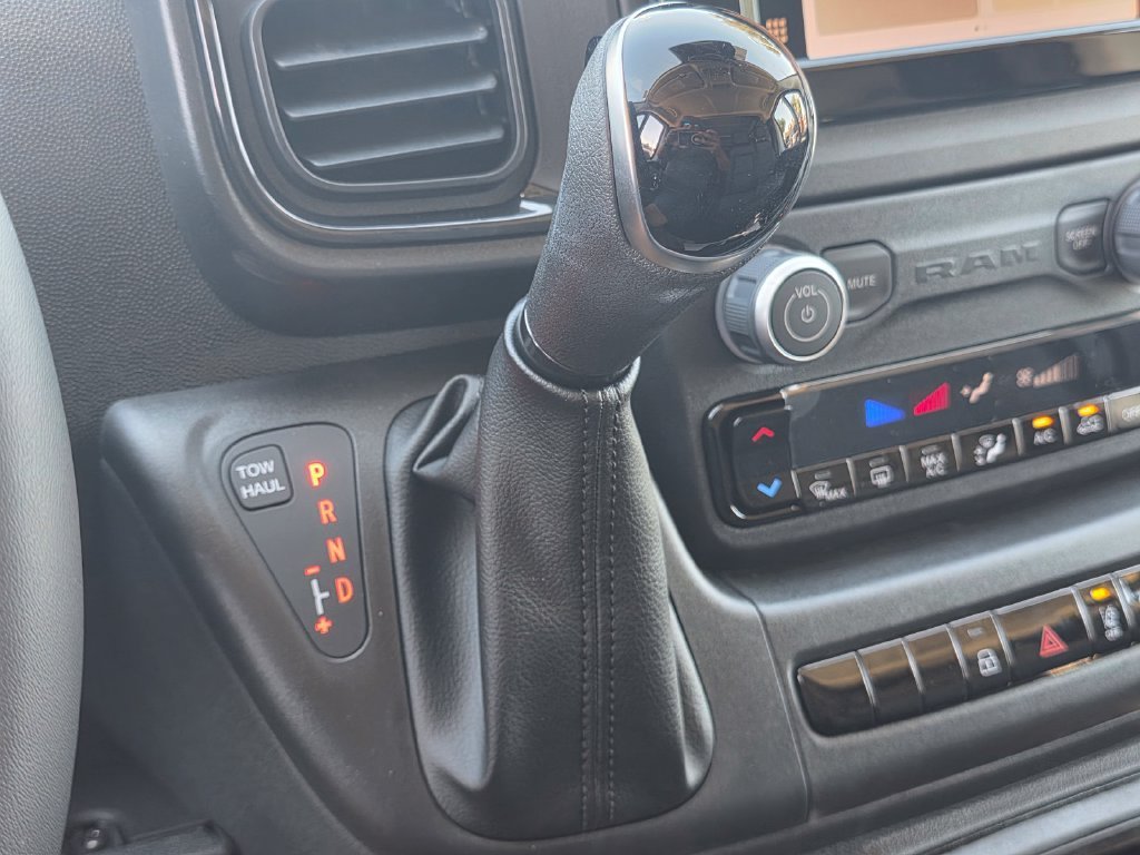 New 2026 RAM ProMaster 2500 w/ Advanced Safety Group FWD image 20