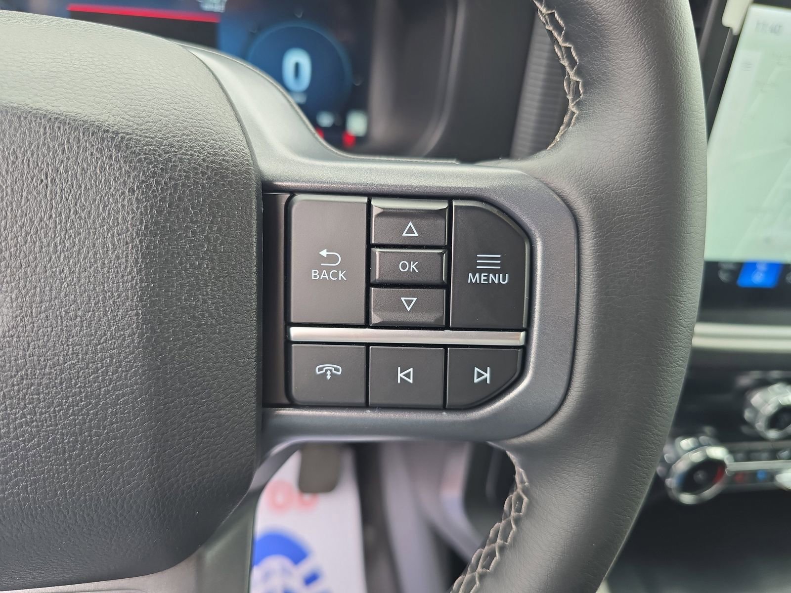 New 2025 Ford F150 Lariat w/ Equipment Group 502A High image 24