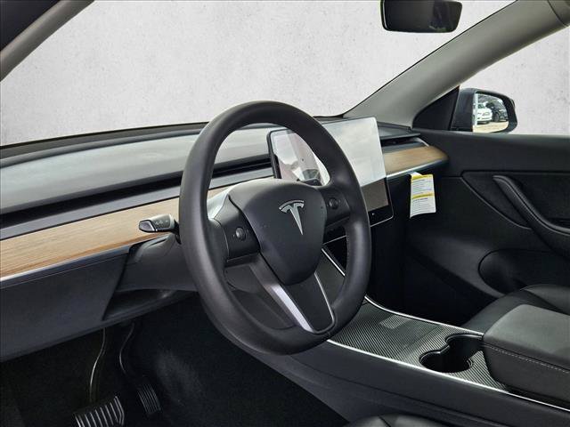 Used 2021 Tesla Model Y Long Range AWD/4WD image 13
