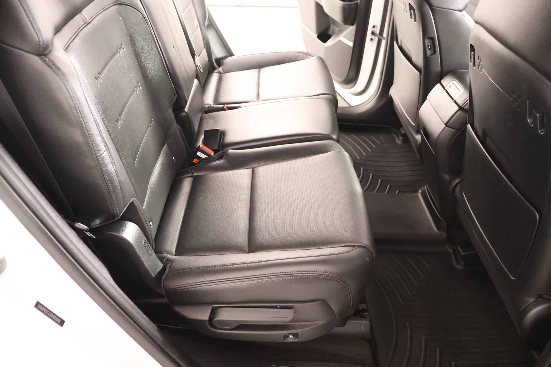 Used 2024 Hyundai Santa Fe Limited AWD/4WD image 14