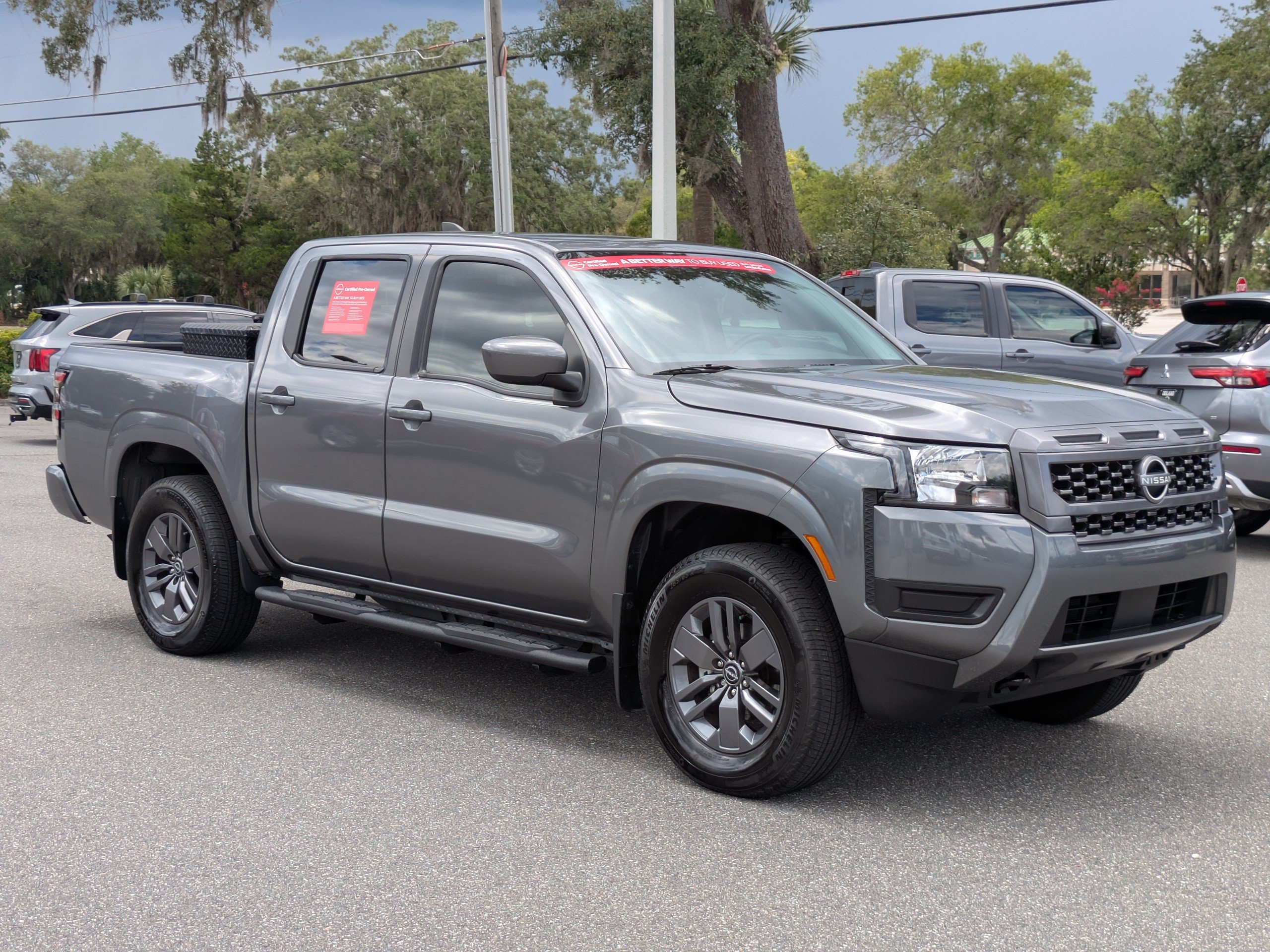 Certified 2025 Nissan Frontier SV AWD/4WD image 2