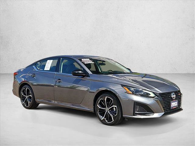 Used 2024 Nissan Altima 2.5 SR FWD video 3