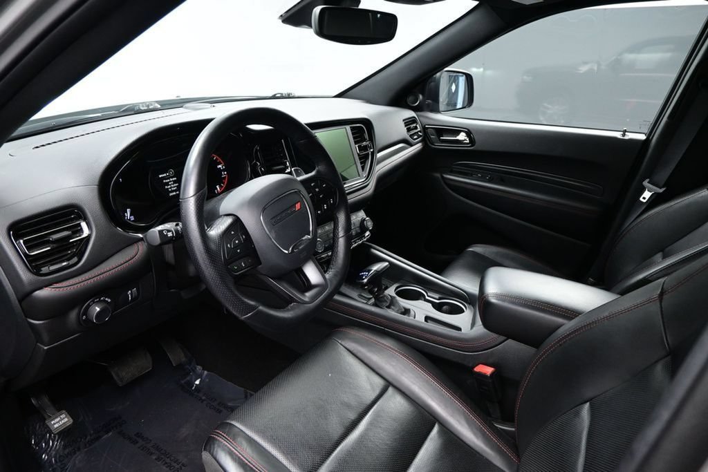 Used 2025 Dodge Durango GT AWD/4WD image 8
