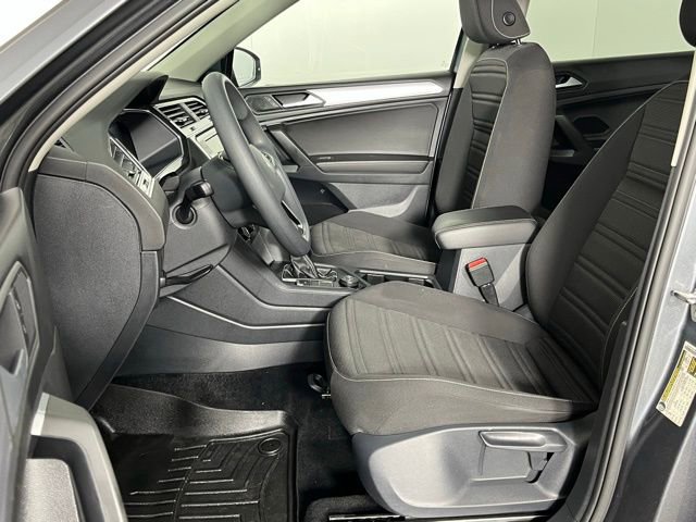 Used 2022 Volkswagen Tiguan S image 23