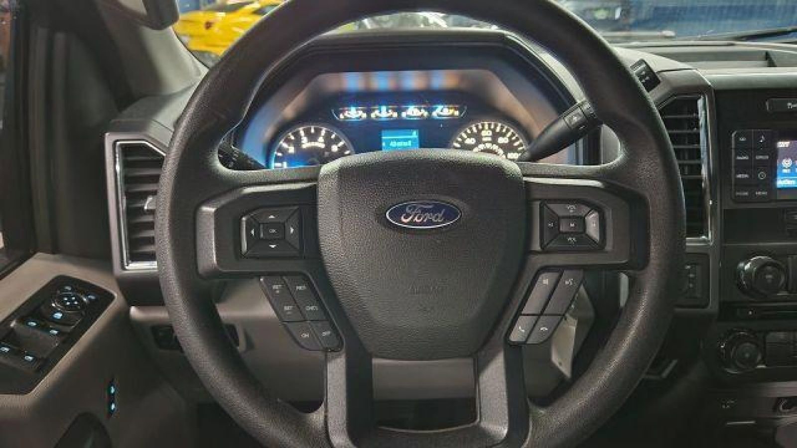 Used 2016 Ford F150 XLT AWD/4WD image 18