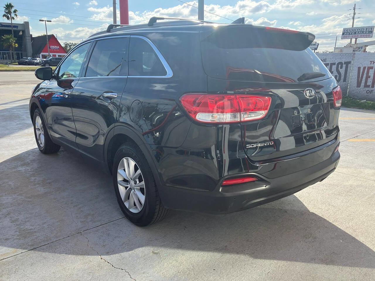 Used 2016 Kia Sorento LX 4dr SUV w/ LX Convenience Package image 3