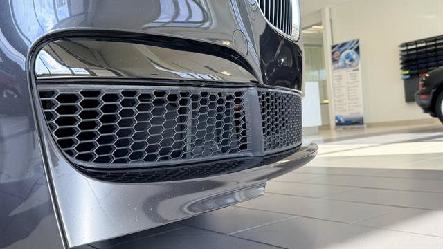Used 2012 BMW 750i RWD image 10