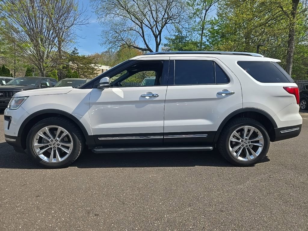 Used 2019 Ford Explorer Limited w/ Ford Safe & Smart Package image 8