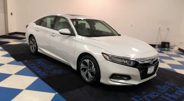 Used 2018 Honda Accord EX image 2
