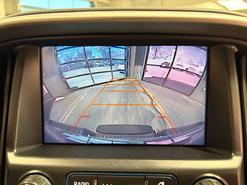 Used 2016 Chevrolet Colorado LT w/ LT Convenience Package RWD image 16