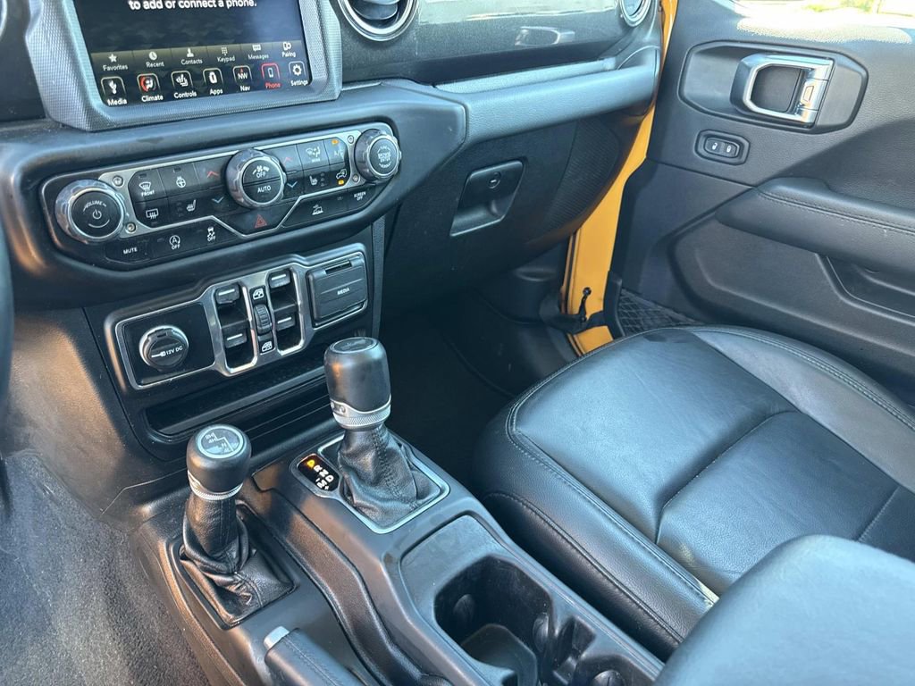 Used 2021 Jeep Wrangler Unlimited Sahara image 25