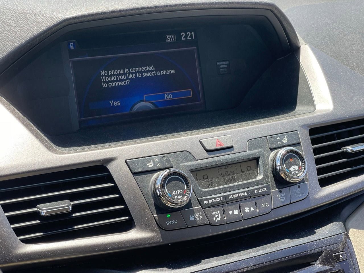 Used 2015 Honda Odyssey EX-L image 10