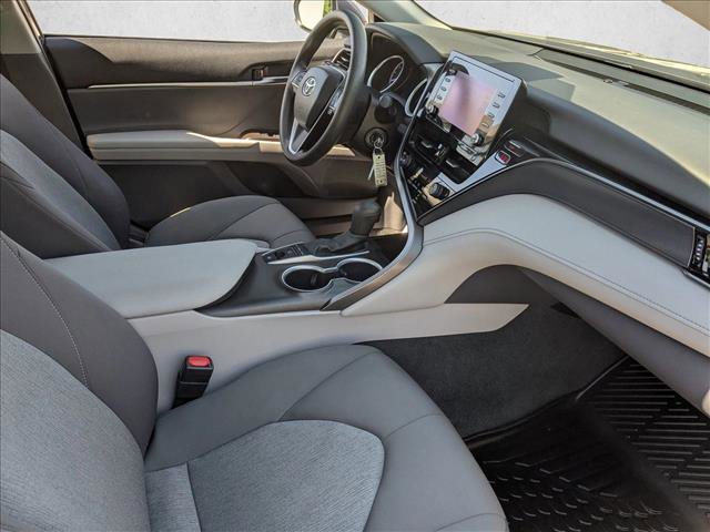 Used 2022 Toyota Camry LE AWD/4WD image 23
