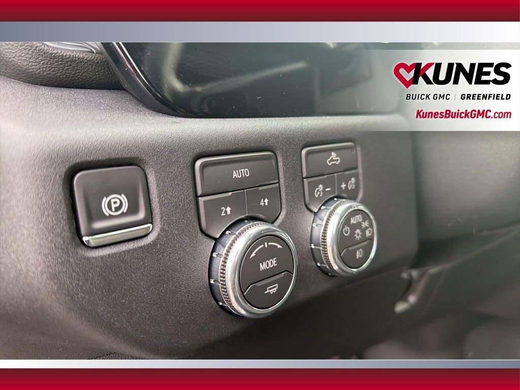 New 2026 GMC Sierra 1500 Elevation image 16