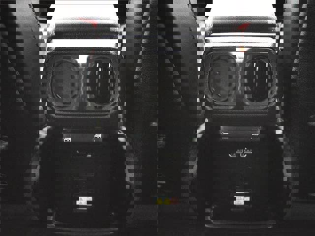 Used 2023 Jeep Wrangler Unlimited Rubicon w/ Steel Bumper Group image 28