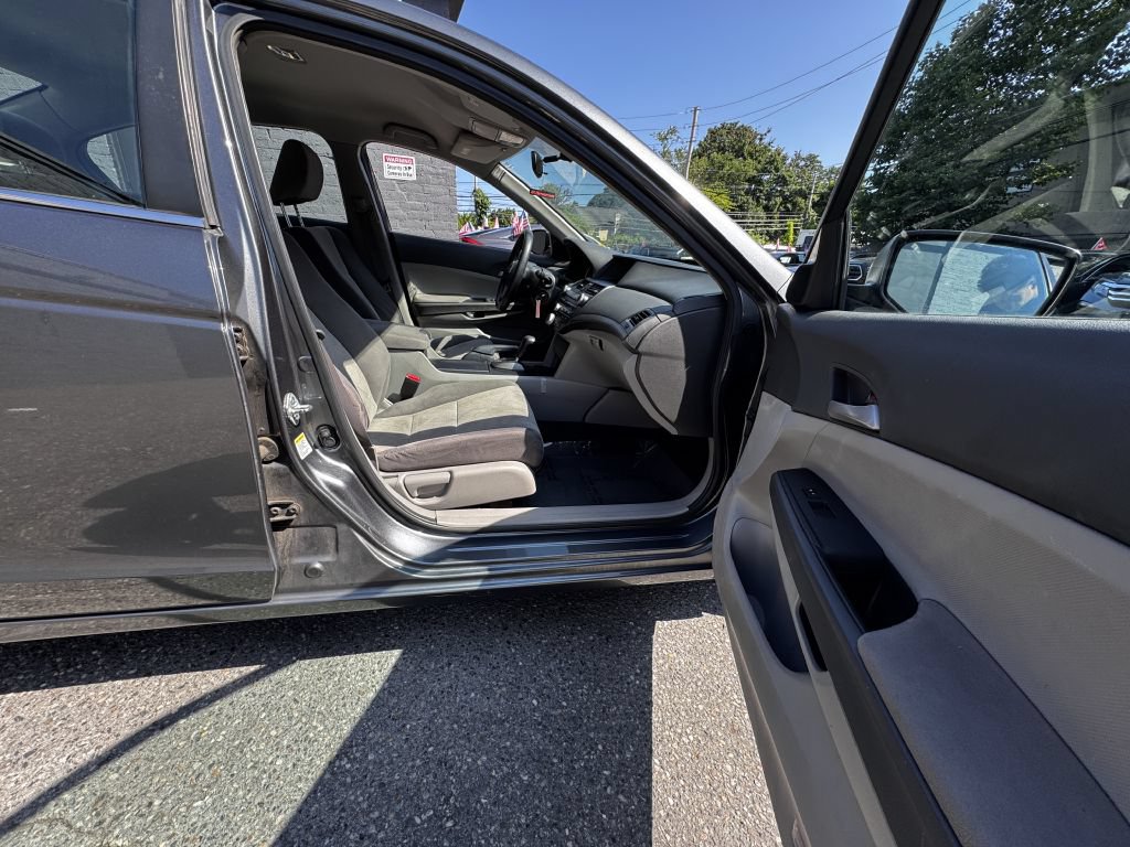 Used 2010 Honda Accord LX image 14