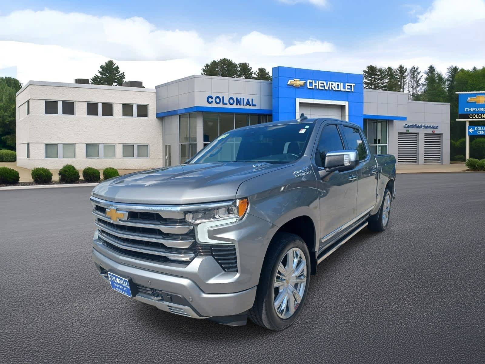 Used 2023 Chevrolet Silverado 1500 High Country w/ High Country Premium Package AWD/4WD image 1