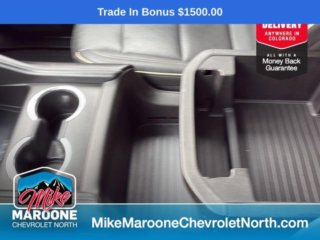 Used 2023 Chevrolet Suburban Premier image 30