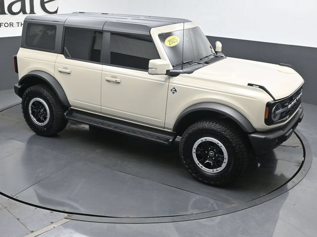 Used 2025 Ford Bronco Outer Banks w/ Sasquatch Package AWD/4WD image 39