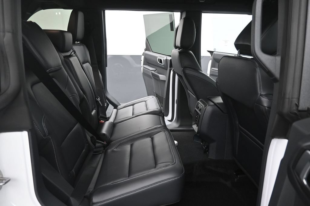 New 2026 Ford Bronco Outer Banks AWD/4WD image 14