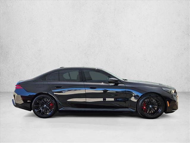 New 2027 BMW M5 w/ Executive Package AWD/4WD image 4