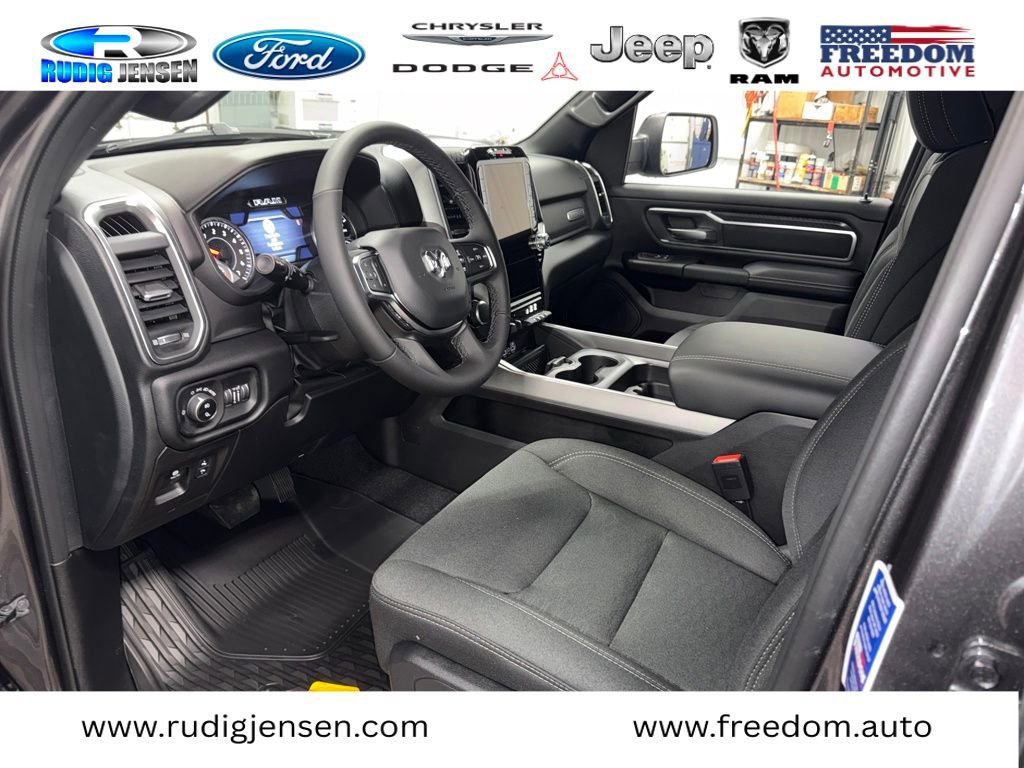 New 2026 RAM 1500 Big Horn AWD/4WD image 9