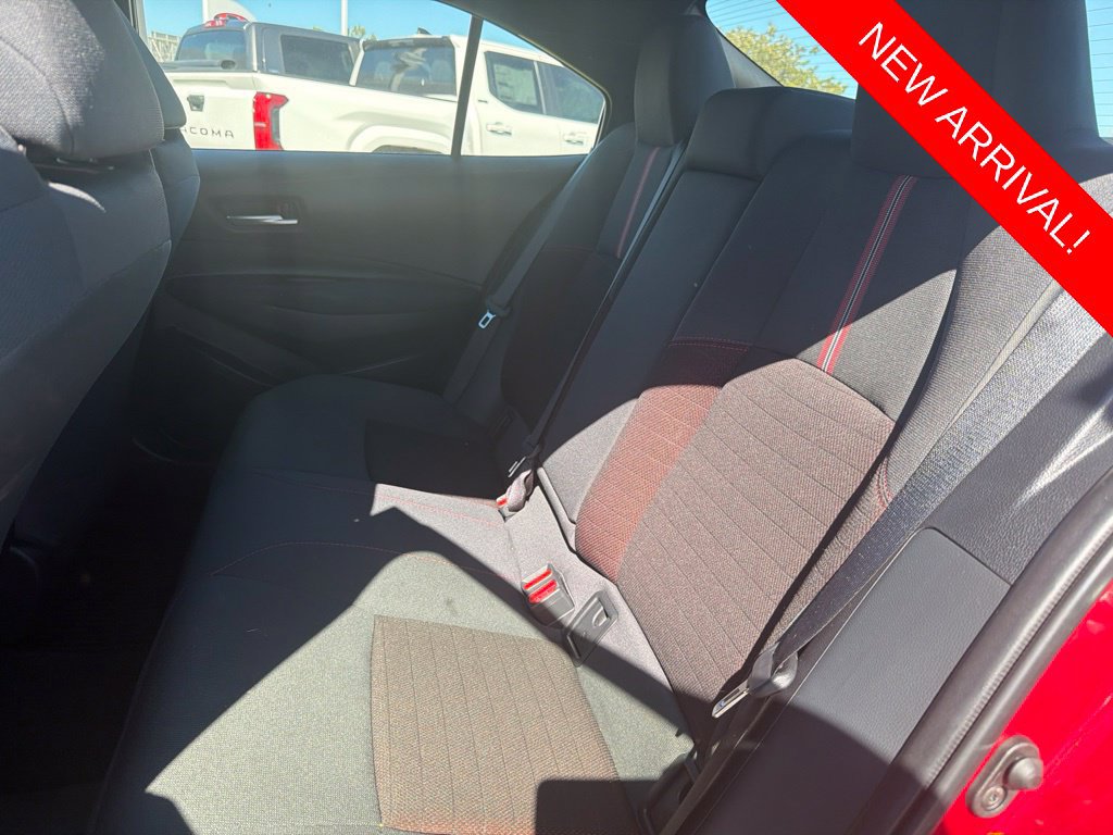 Used 2026 Toyota Corolla SE w/ SE Premium Package FWD image 7