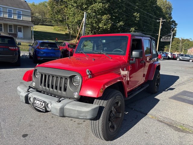 Used 2015 Jeep Wrangler Unlimited Sahara image 3