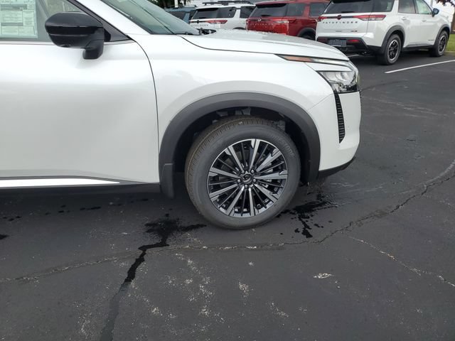 New 2026 Nissan Pathfinder Platinum AWD/4WD image 9