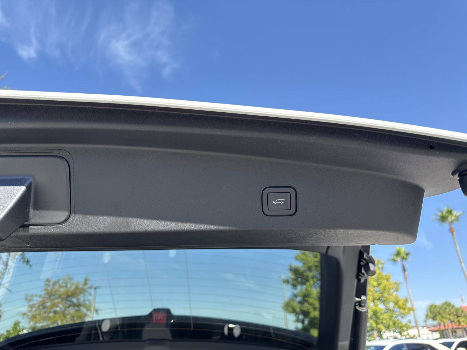 New 2025 Cadillac Lyriq Sport image 13