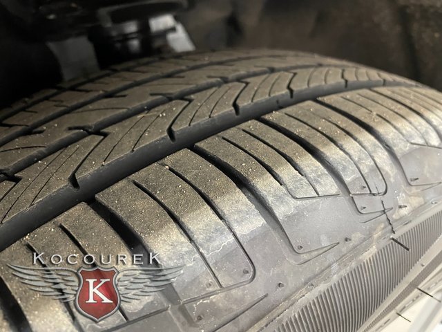 Used 2022 Ford Escape Titanium image 8