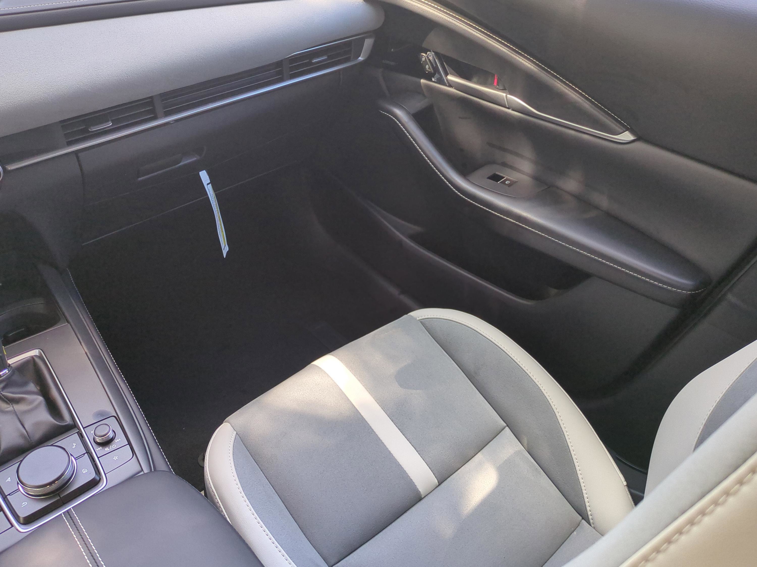 New 2026 MAZDA CX-30 Aire Edition image 17