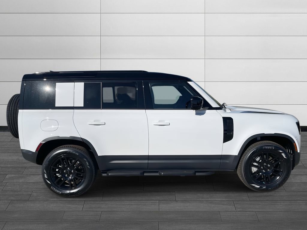 New 2026 Land Rover Defender 110 S AWD/4WD image 6